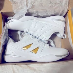Brand New Cheerleading shoes. Size 8